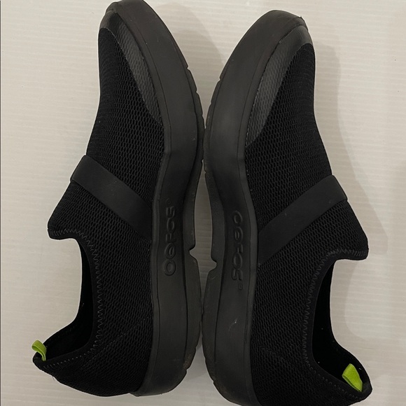 OOFOS OOMG LOW RECOVERY SLIPS ON SHOES WOMENS SIZE 9 - Picture 10 of 12